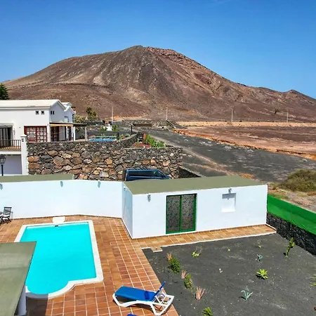 Ferienhaus Casa Fatmar Montana Roja-piscina Privada Playa Blanca (Lanzarote)