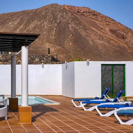Casa Fatmar Montana Roja-piscina Privada Playa Blanca