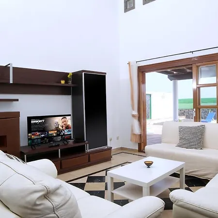 Casa Fatmar Montana Roja-piscina Privada * Playa Blanca